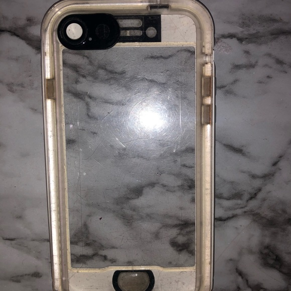 Waterproof iPhone cases - Picture 13 of 13